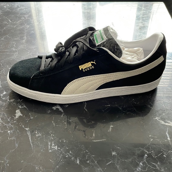 PUMA SUEDE CLASSIC BLACK/WHITE SNEAKERS/SHOES - Picture 3 of 10